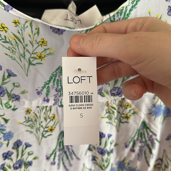 Loft Tie Mixed Media Blouse - Picture 4 of 5